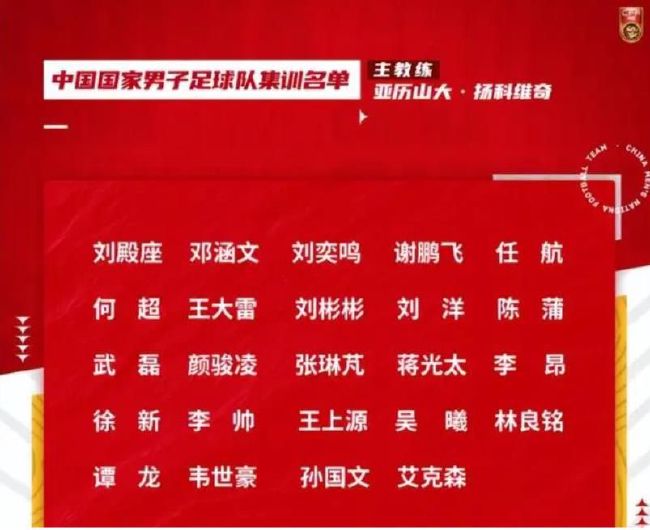 中共上海市委党史研究室机关党委专职副书记年士萍处长动情表示道：;电影《1921》带我们重新回顾了辉煌的建党峥嵘岁月